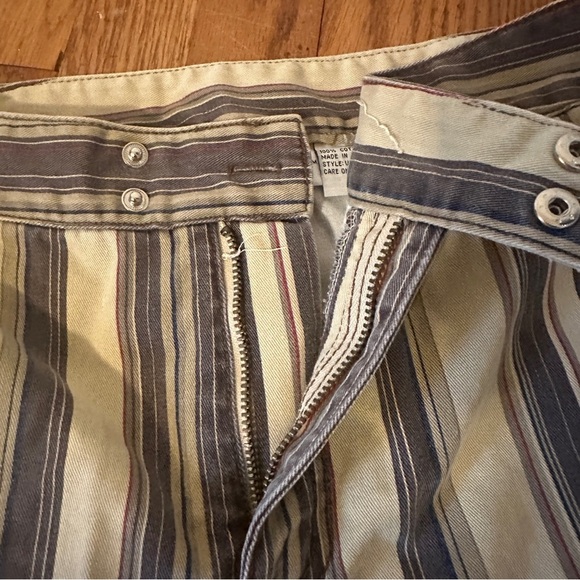 Vintage Low Rise Striped Bell Bottom 
Jeans by Newport News Jeanology size 8 - Picture 4 of 10